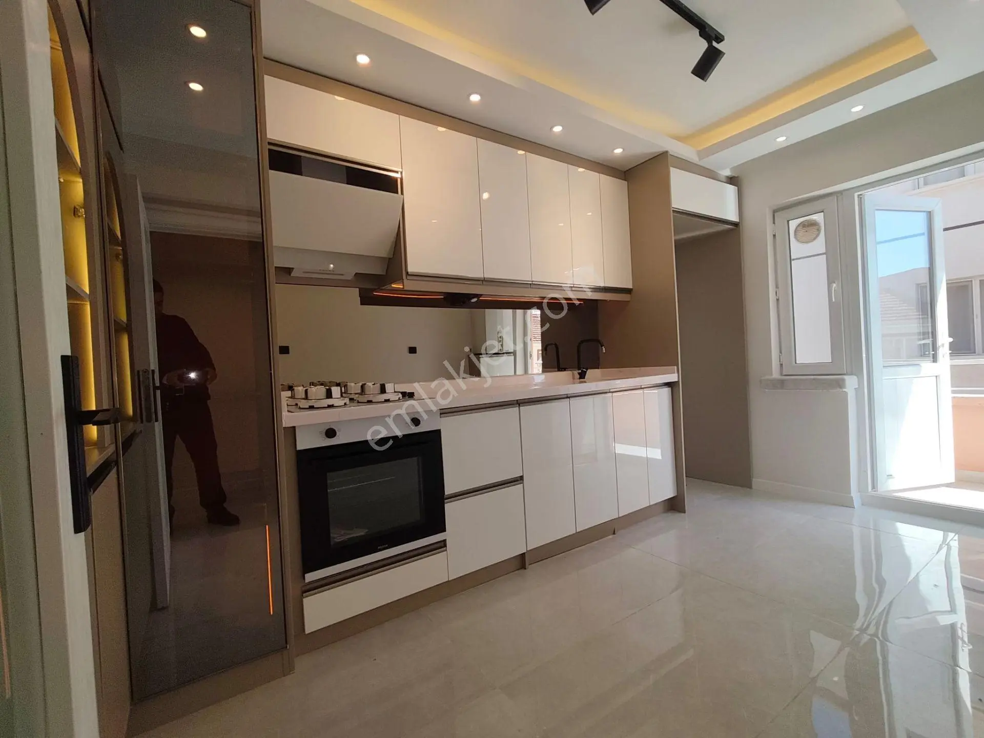 Yılmaz Gayrimenkul Plevene Mh 3+1arakat Lüx Yapılı 3.975pz 130m2 — fotoğraf 28