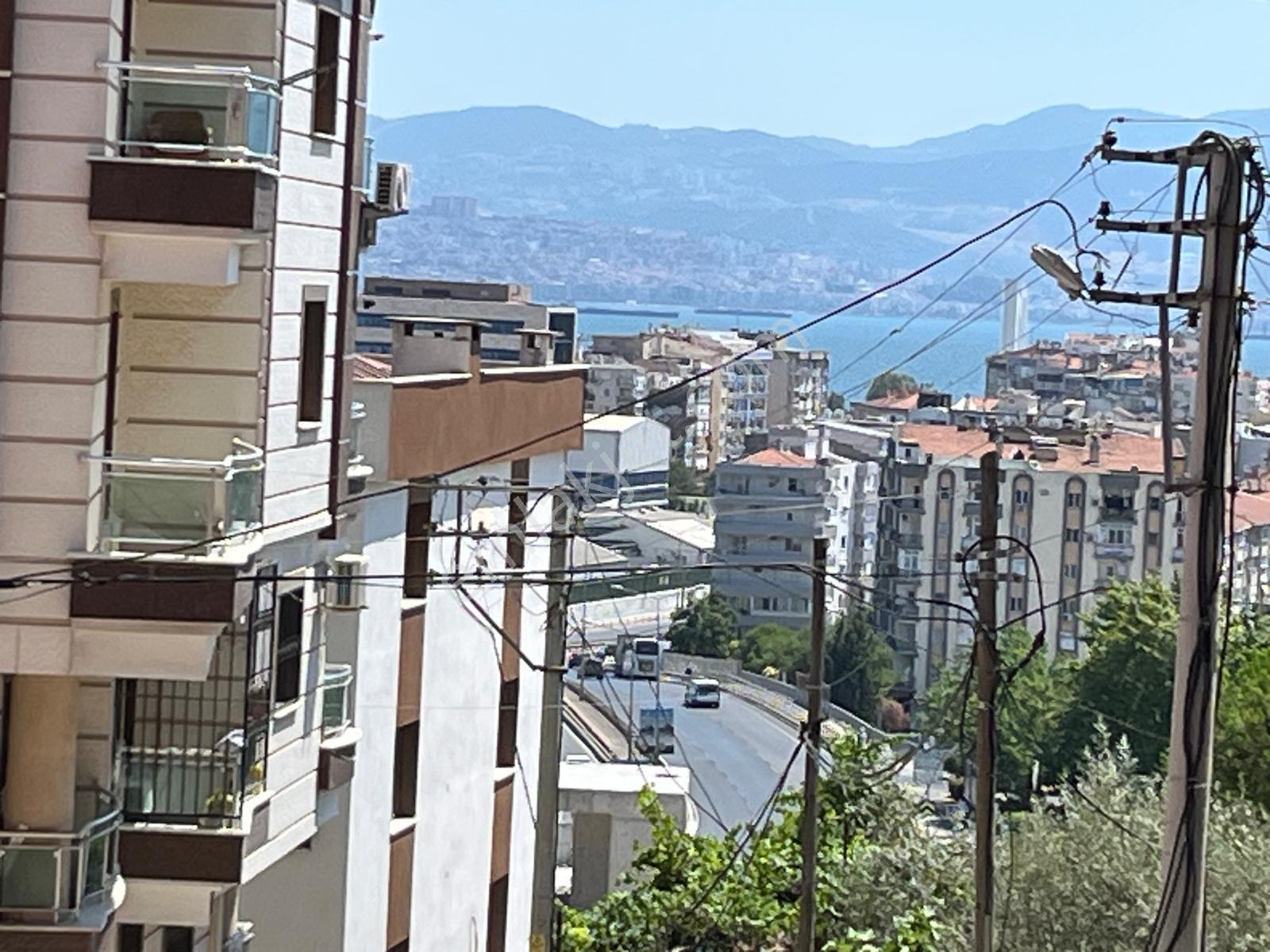31 İzmir Bayraklı Emek Mah. Deniz Manzaralı Komple Satılık Bina — fotoğraf 11