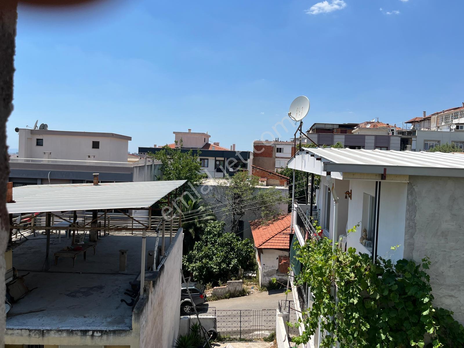 31 İzmir Bayraklı Emek Mah. Deniz Manzaralı Komple Satılık Bina — fotoğraf 13