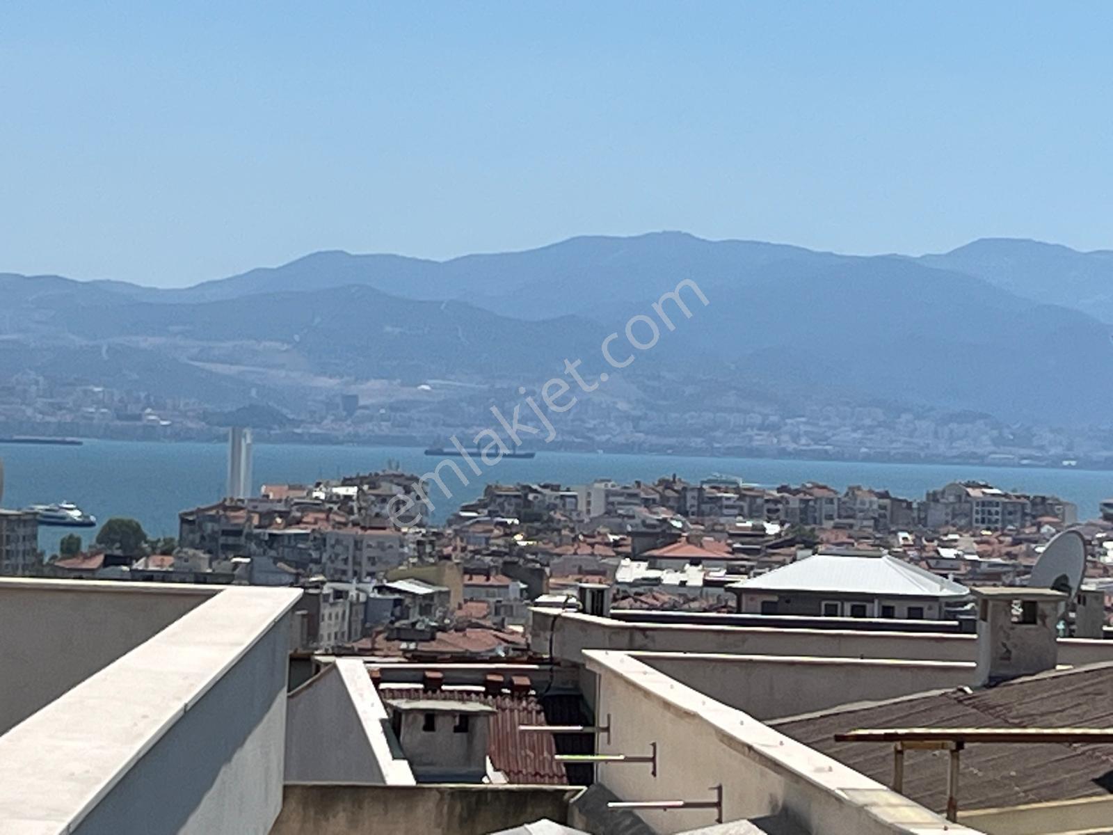 31 İzmir Bayraklı Emek Mah. Deniz Manzaralı Komple Satılık Bina — fotoğraf 24
