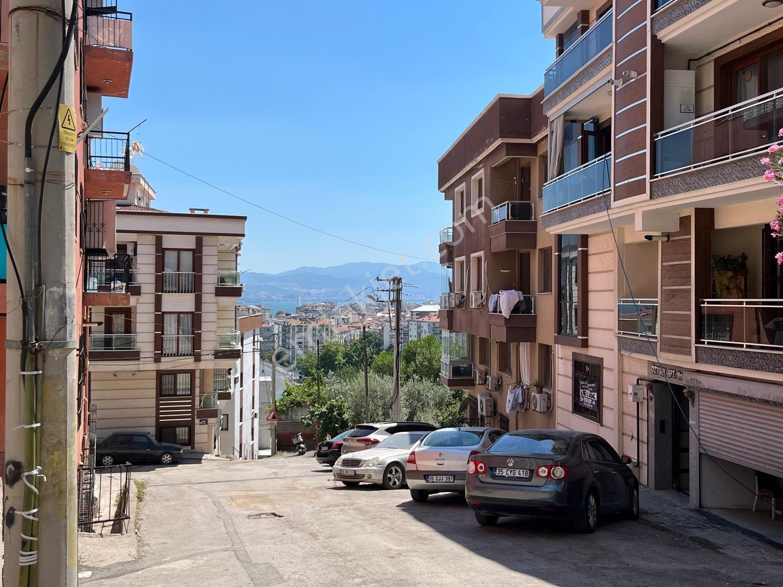 31 İzmir Bayraklı Emek Mah. Deniz Manzaralı Komple Satılık Bina — fotoğraf 33