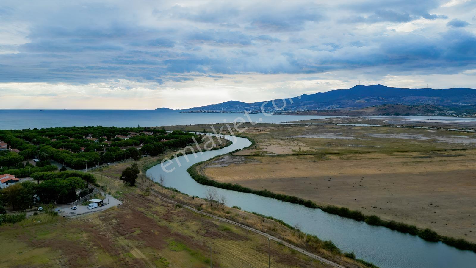 44 Çandarlıda Denıze Yaklaşık 600 M 5+2 Bahçelı Müstakıl Vılla — fotoğraf 35