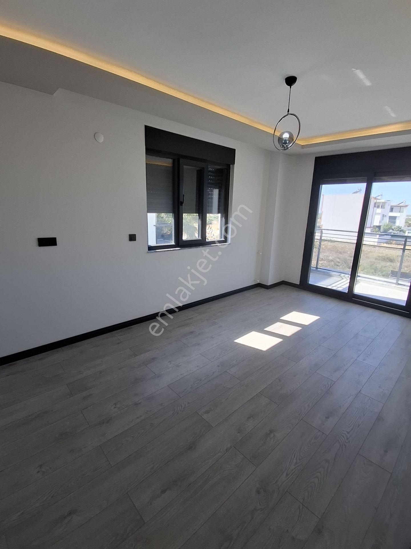 Didim Efeler Mahallesi'nde Havuzlu 3+1 Satılık Villa — fotoğraf 6