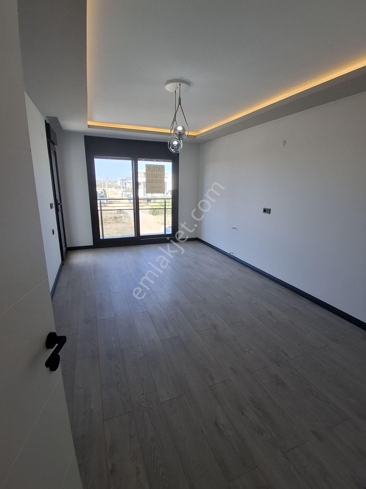 Didim Efeler Mahallesi'nde Havuzlu 3+1 Satılık Villa — fotoğraf 7