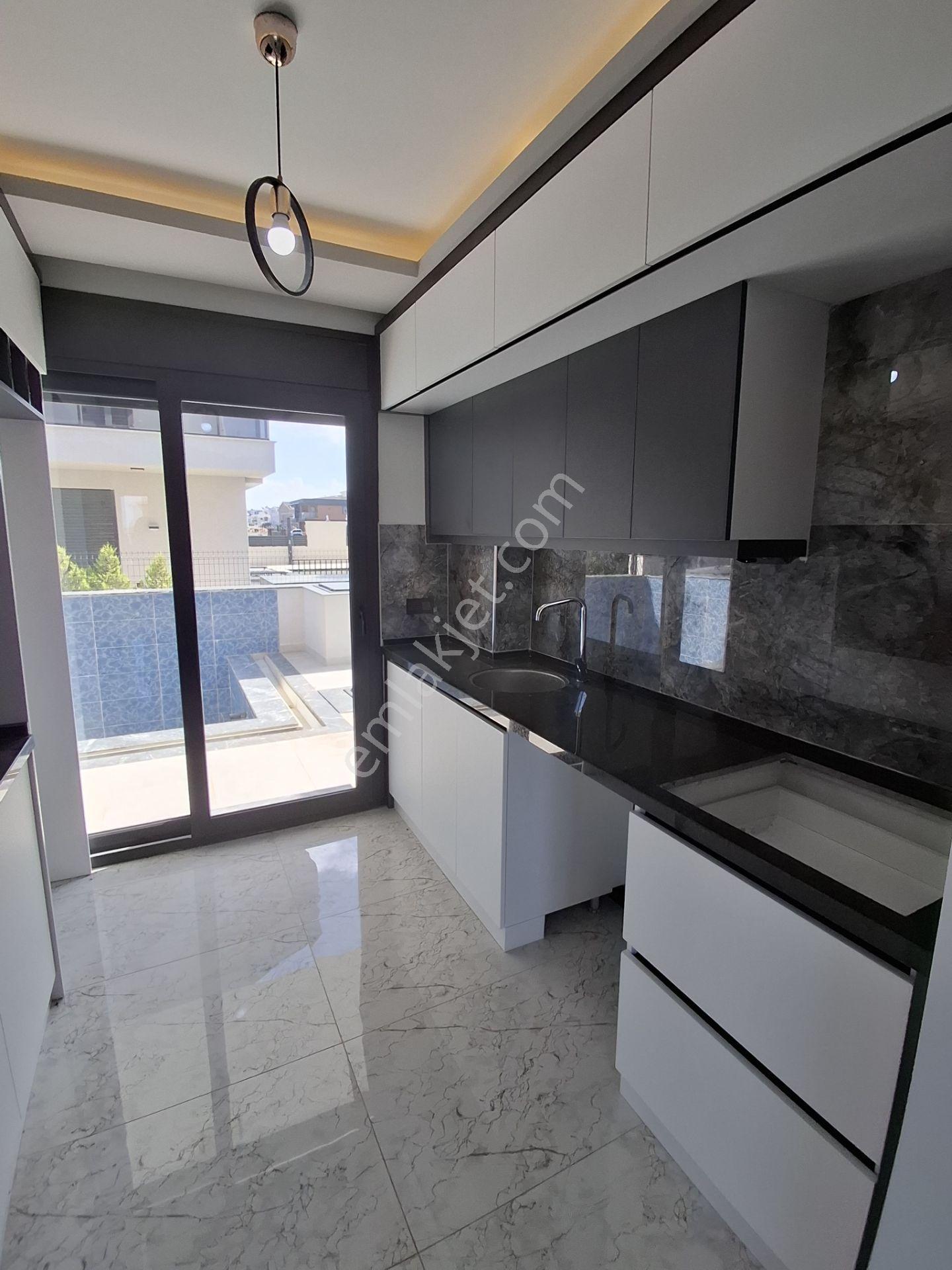 Didim Efeler Mahallesi'nde Havuzlu 3+1 Satılık Villa — fotoğraf 10