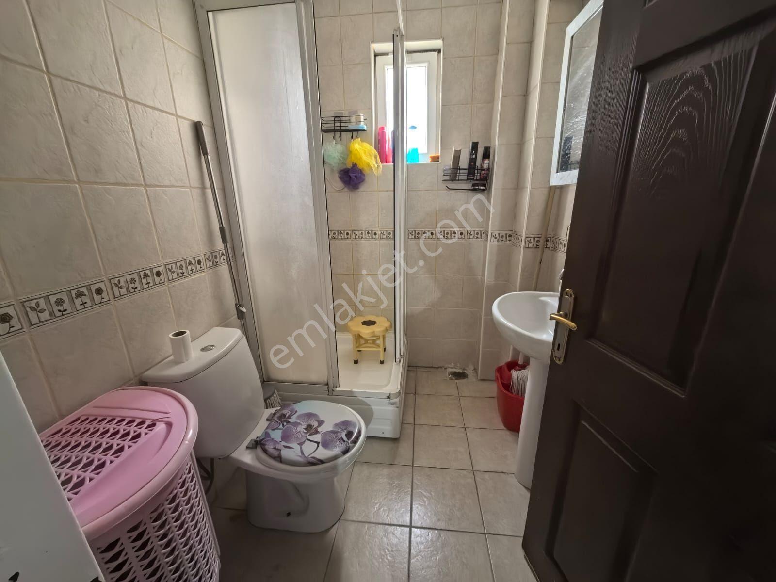 Toprak Emlaktan Ank Keçiören Baglarbaşı Mah De 3+1 Melek Özen Okul Arkası Daireı — fotoğraf 12