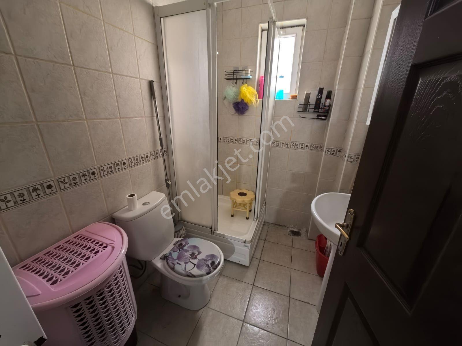 Toprak Emlaktan Ank Keçiören Baglarbaşı Mah De 3+1 Melek Özen Okul Arkası Daireı — fotoğraf 13
