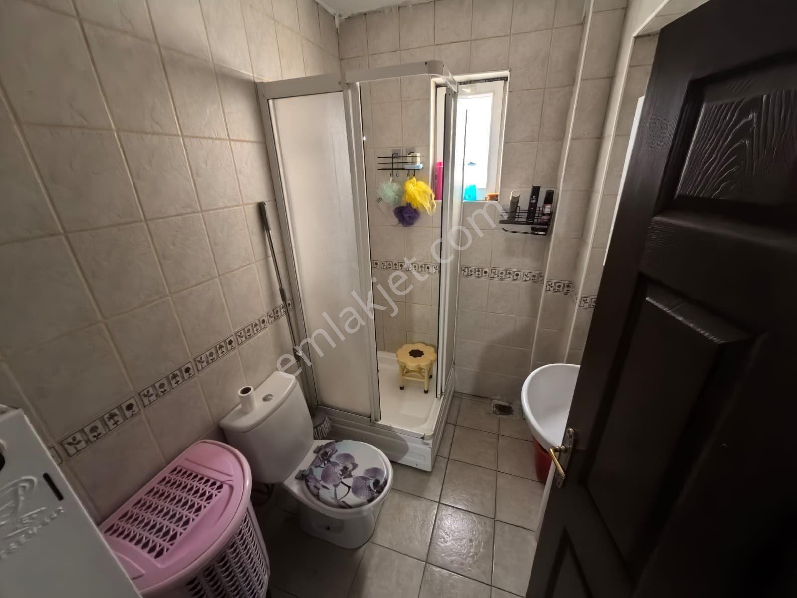 Toprak Emlaktan Ank Keçiören Baglarbaşı Mah De 3+1 Melek Özen Okul Arkası Daireı — fotoğraf 14