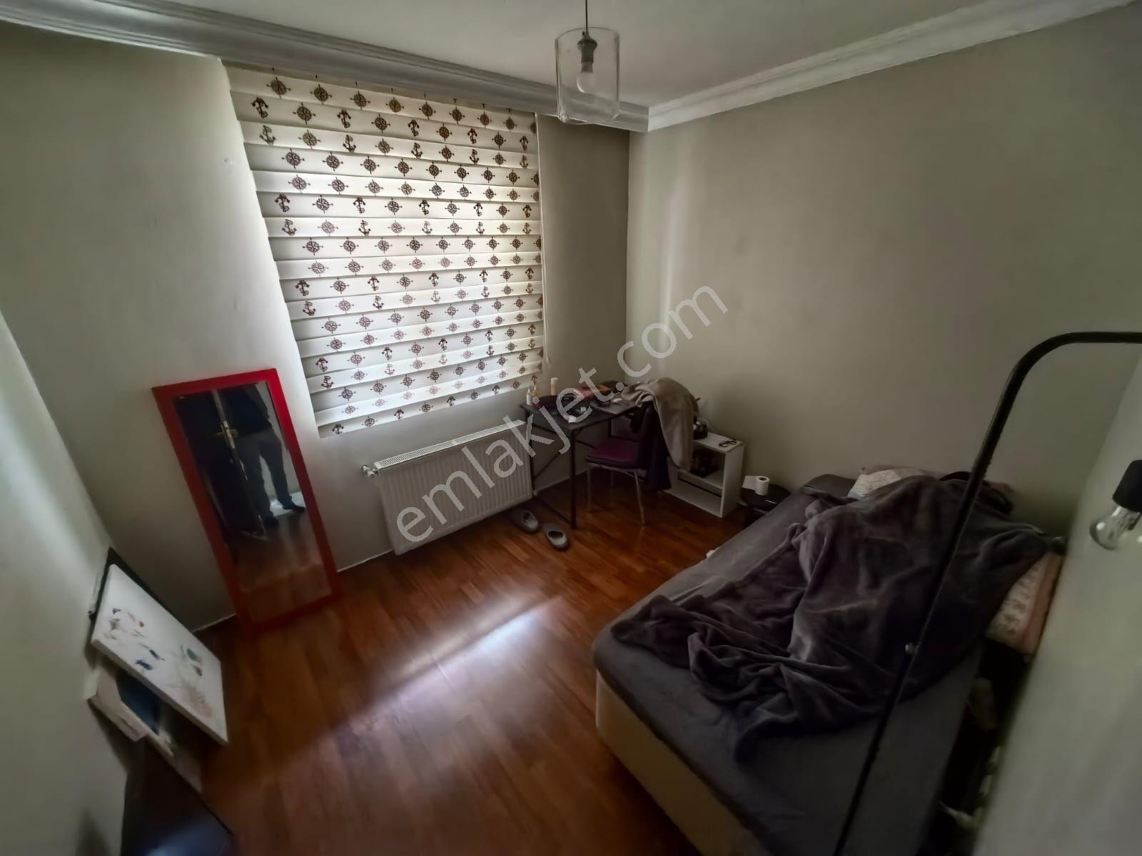 Toprak Emlaktan Ank Keçiören Baglarbaşı Mah De 3+1 Melek Özen Okul Arkası Daireı — fotoğraf 18