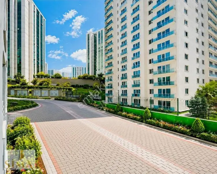 Metrobüse Yakın Yüksek Kira Garantili 1+1 Eşyalı Satılık — fotoğraf 18