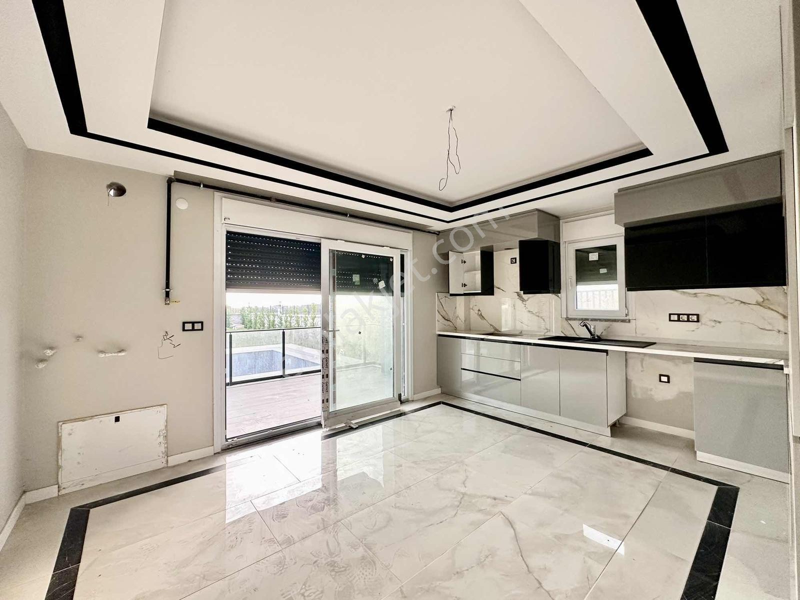 [kassel Yapı] 700m2 Bahçe - Havuz - 4+1 - Fırsat Villa !! — fotoğraf 9