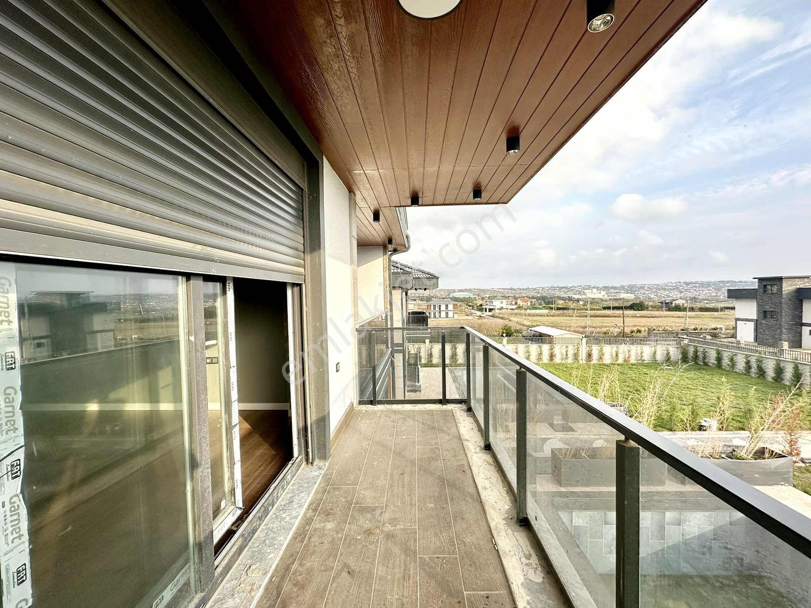 [kassel Yapı] 700m2 Bahçe - Havuz - 4+1 - Fırsat Villa !! — fotoğraf 32