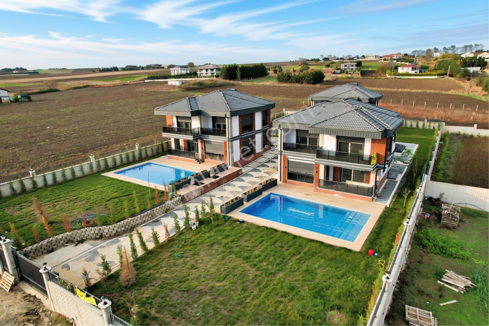 [kassel Yapı] 700m2 Bahçe - Havuz - 4+1 - Fırsat Villa !! — fotoğraf 33