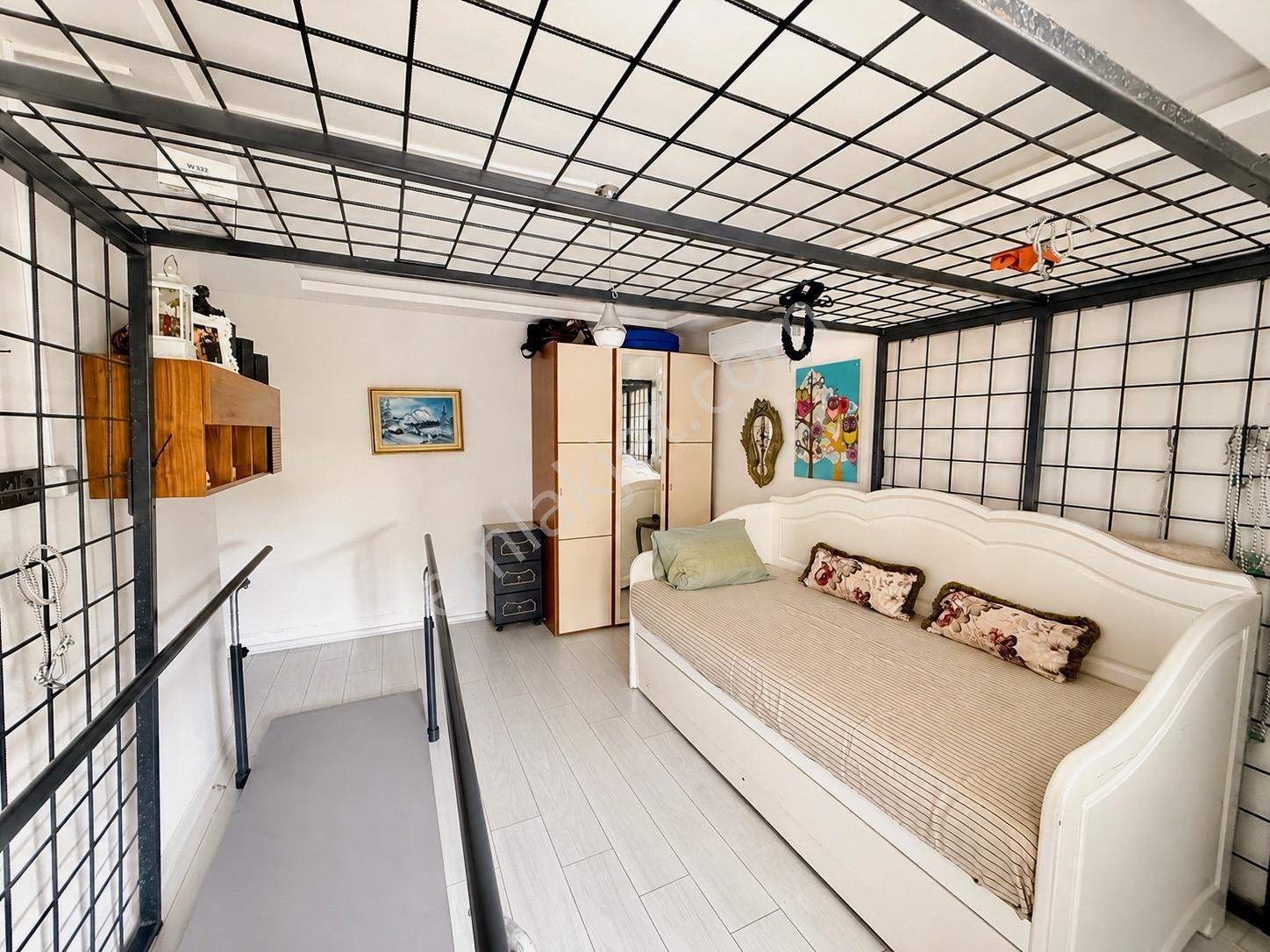 9 Çeşme Şifnede 5+1 Asansörlü, Isıtmalı Havuzlu, Müstakil Villa — fotoğraf 4