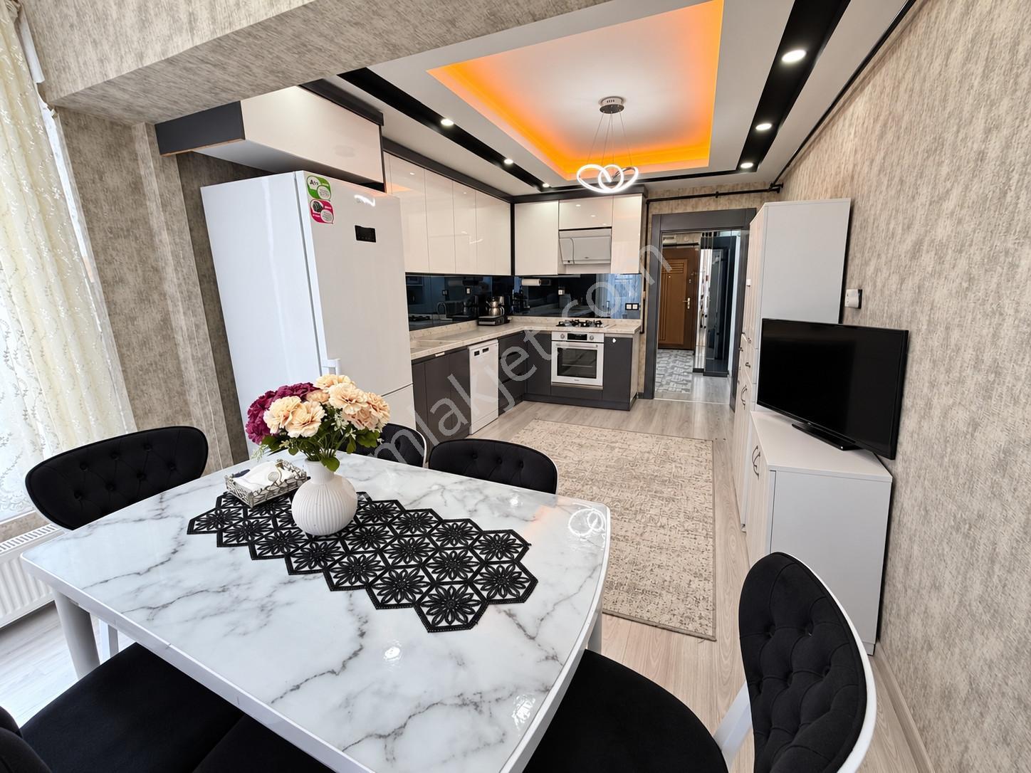 Atapark Mahallesi 4+1 Satılık Daire | Cadde Üzeri Full Yapılı — fotoğraf 3