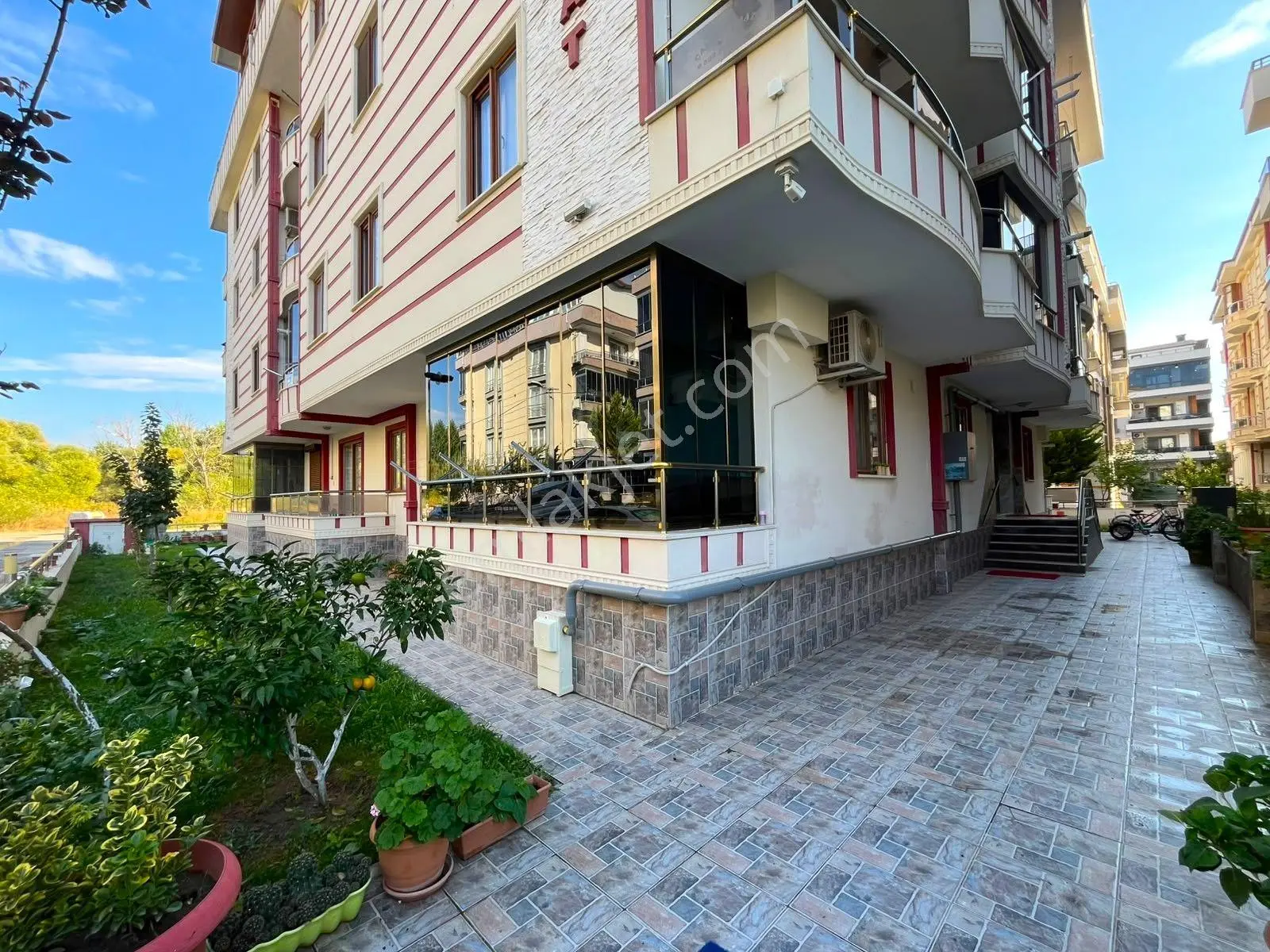 Gümüş'Den Akçayda Ebeveyn Banyolu Ayrı Mutfaklı Kombili Fırsat 2+1 Daire!