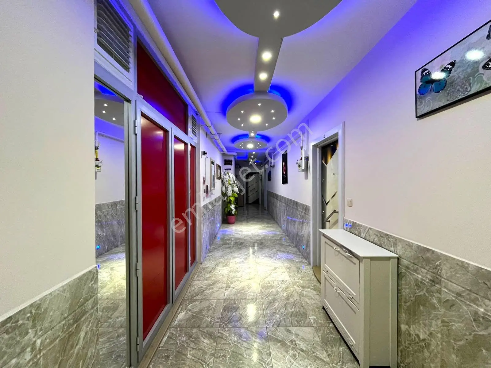 Gümüş'den Akçayda Ebeveyn Banyolu Ayrı Mutfaklı Kombili Fırsat 2+1 Daire! — fotoğraf 2
