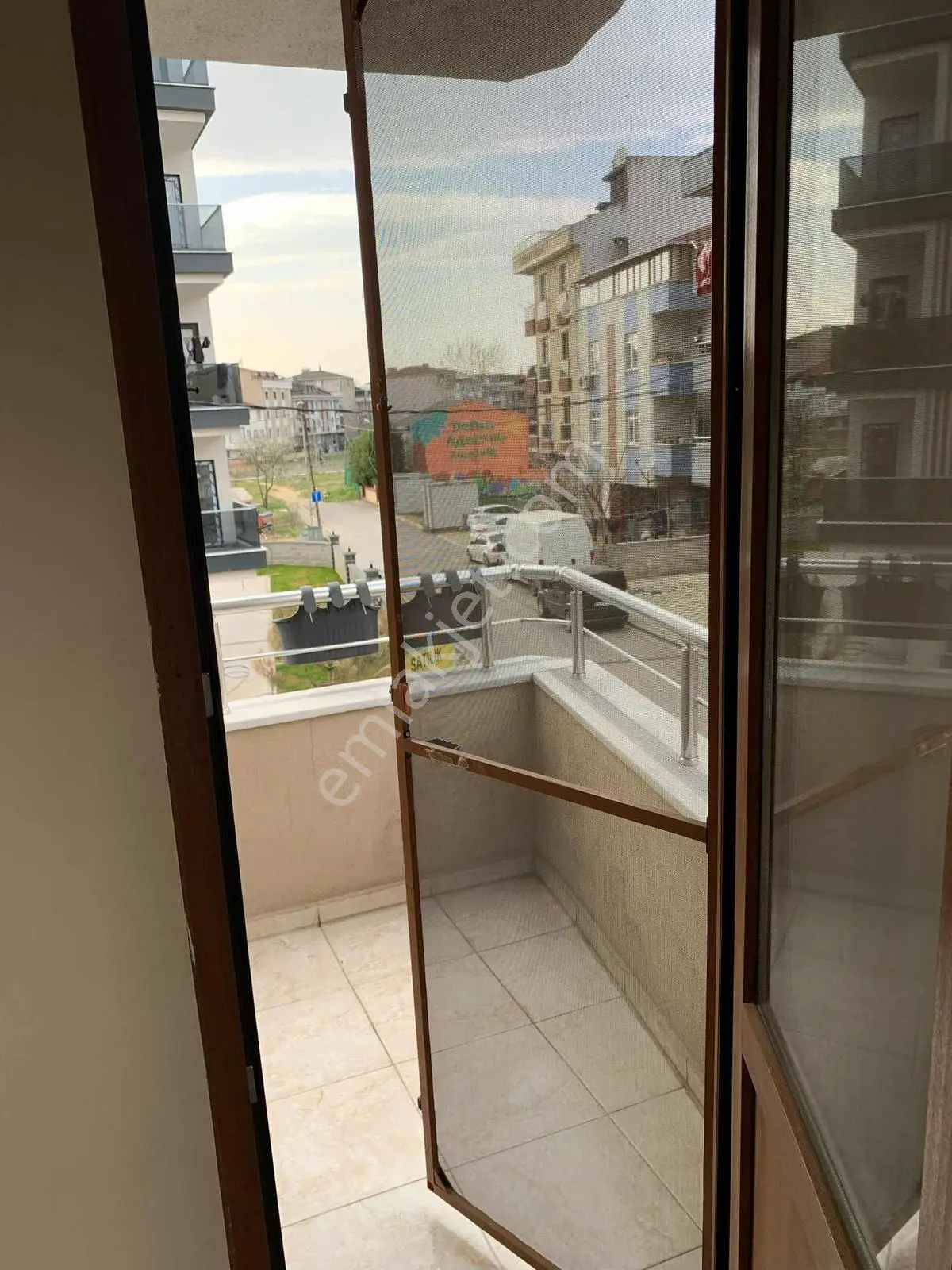 Metroya Yakın 2+1 Arakat Daire(evim Kuruluşlarına Uygun) — fotoğraf 12