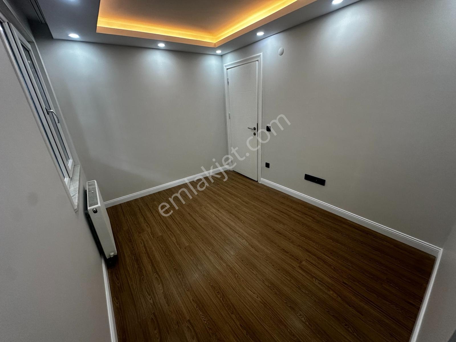 Tamiş'den Altıntepe'de Sahile Marmaraya Yakın 9 Yıllık 1.kat 3+1 — fotoğraf 26