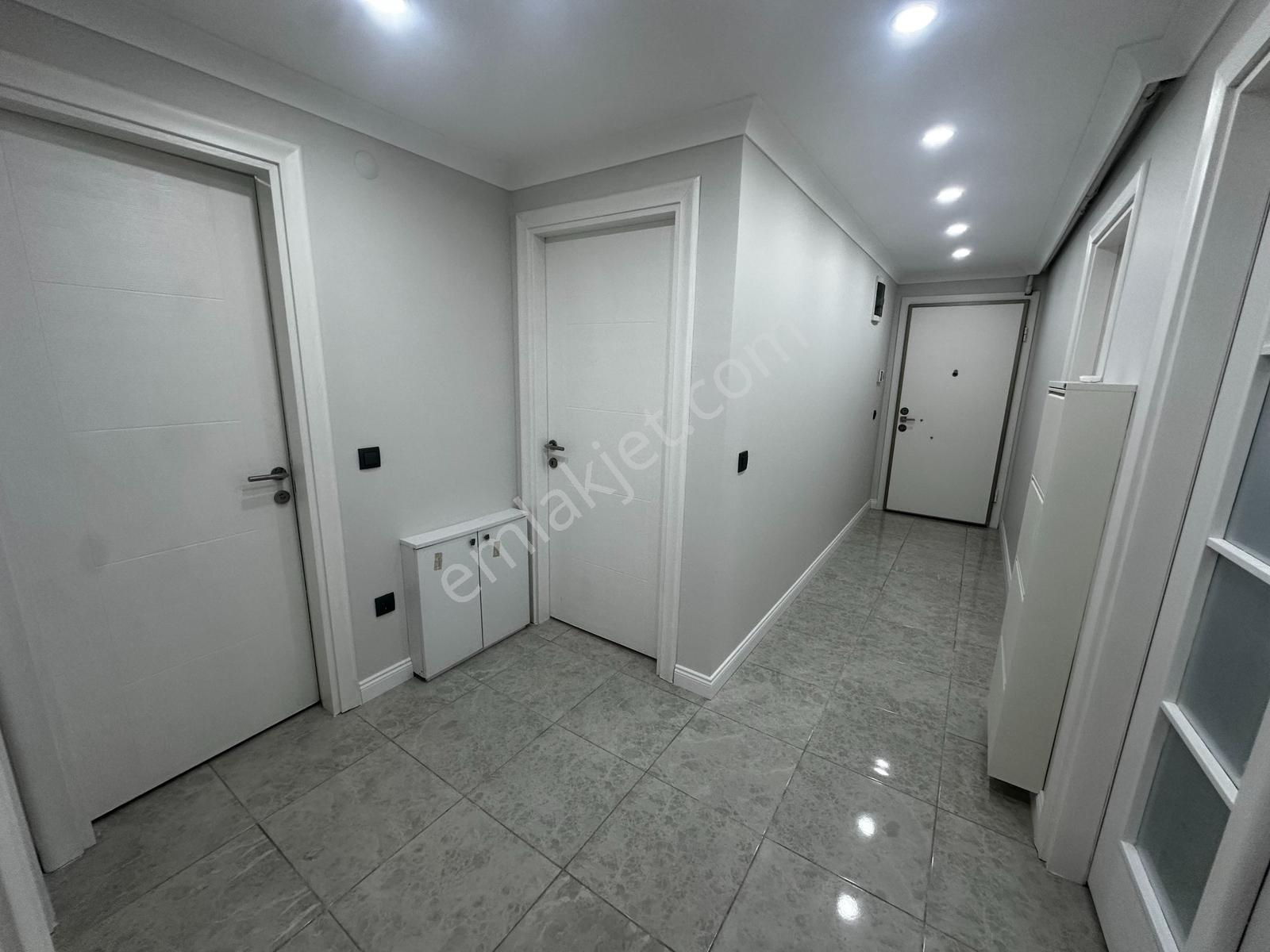 Tamiş'den Altıntepe'de Sahile Marmaraya Yakın 9 Yıllık 1.kat 3+1 — fotoğraf 28