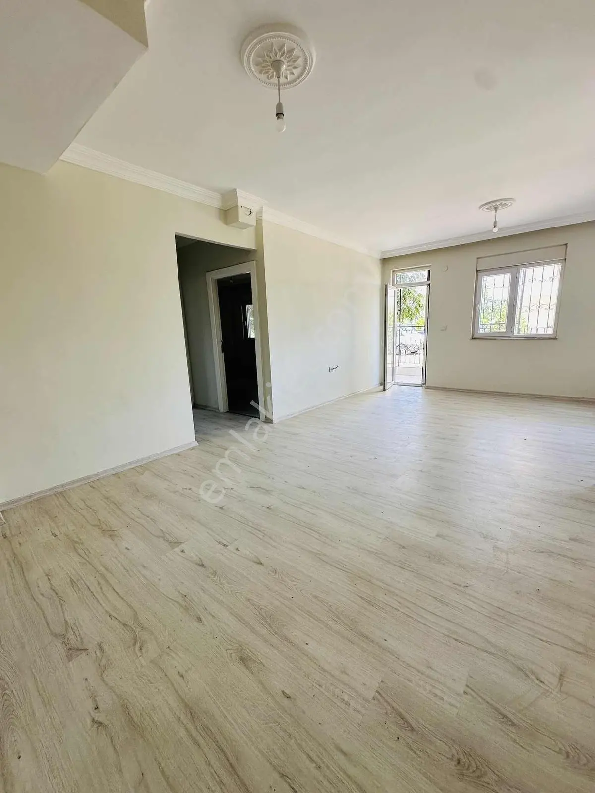 Özdoğan Emlak Tan Gazi Mah. De 2+1 100m2 Kelepir Yüksek Giriş — fotoğraf 4