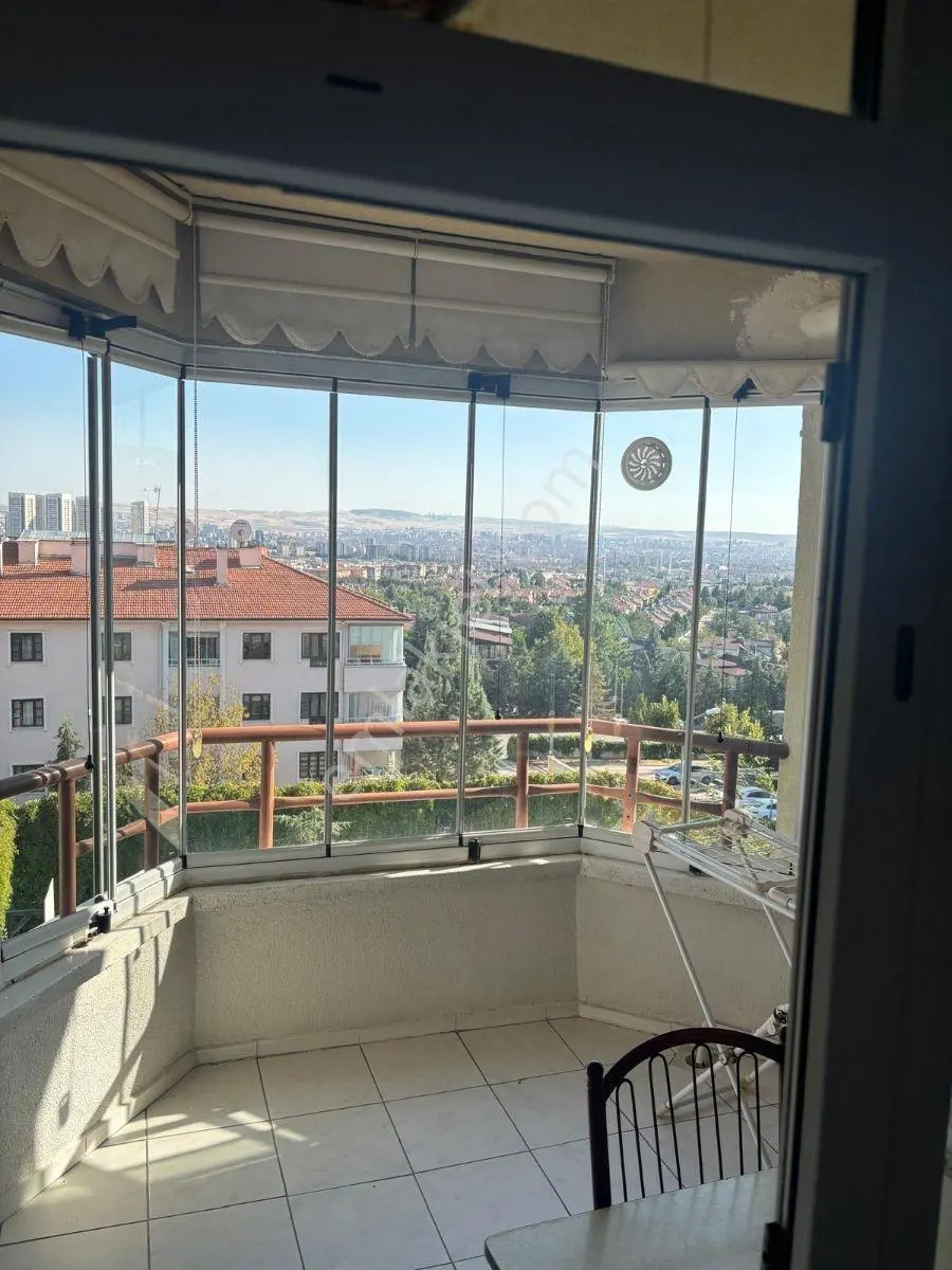 Nezih Bir Aile Sitesinde Yemyeşil Peyzaj Satılık 3+1 — fotoğraf 16