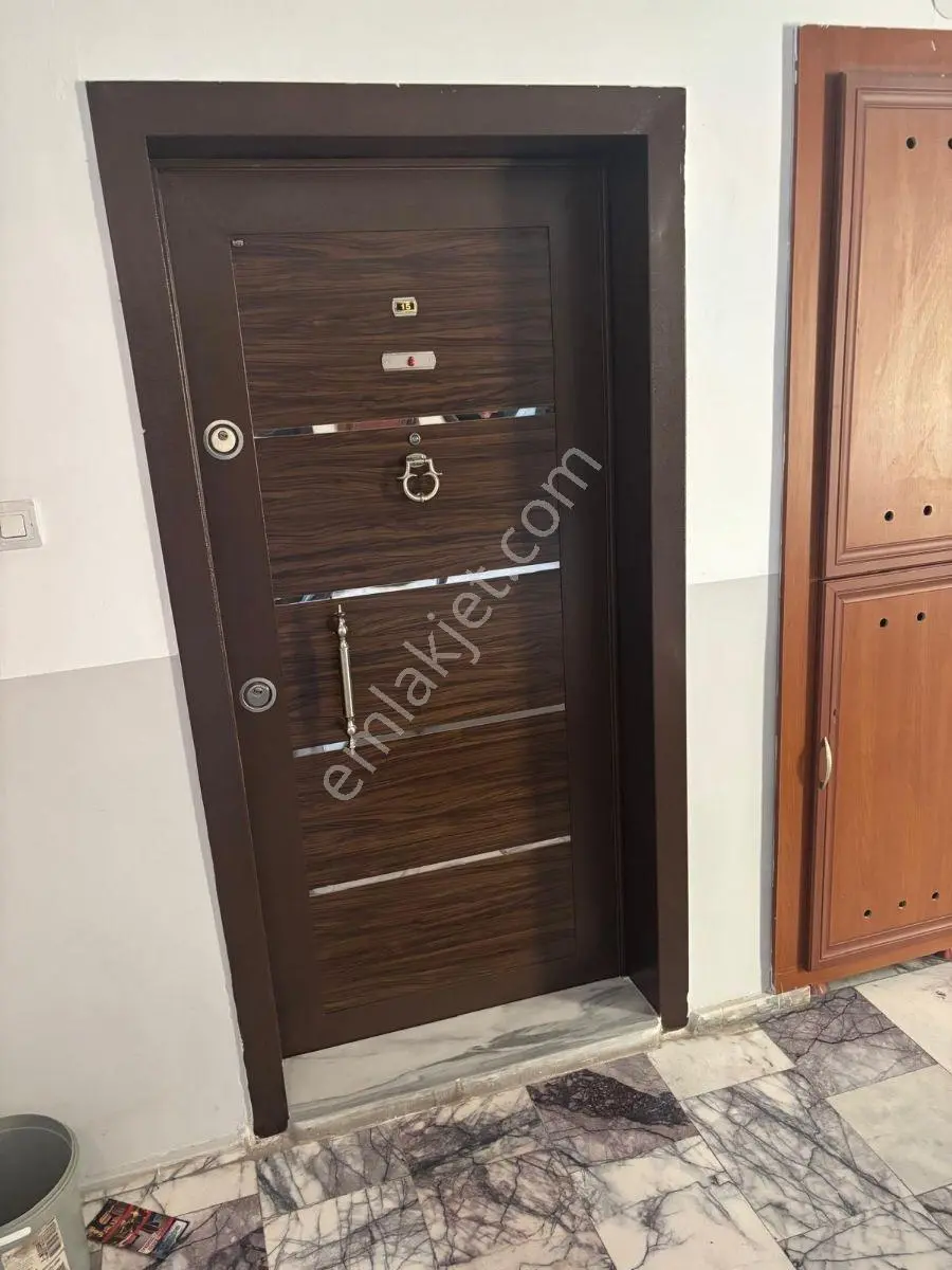Nezih Bir Aile Sitesinde Yemyeşil Peyzaj Satılık 3+1 — fotoğraf 19