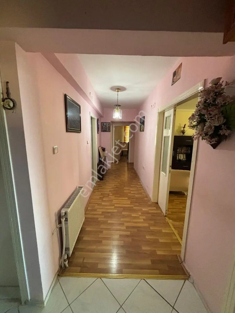 Nezih Bir Aile Sitesinde Yemyeşil Peyzaj Satılık 3+1 — fotoğraf 20
