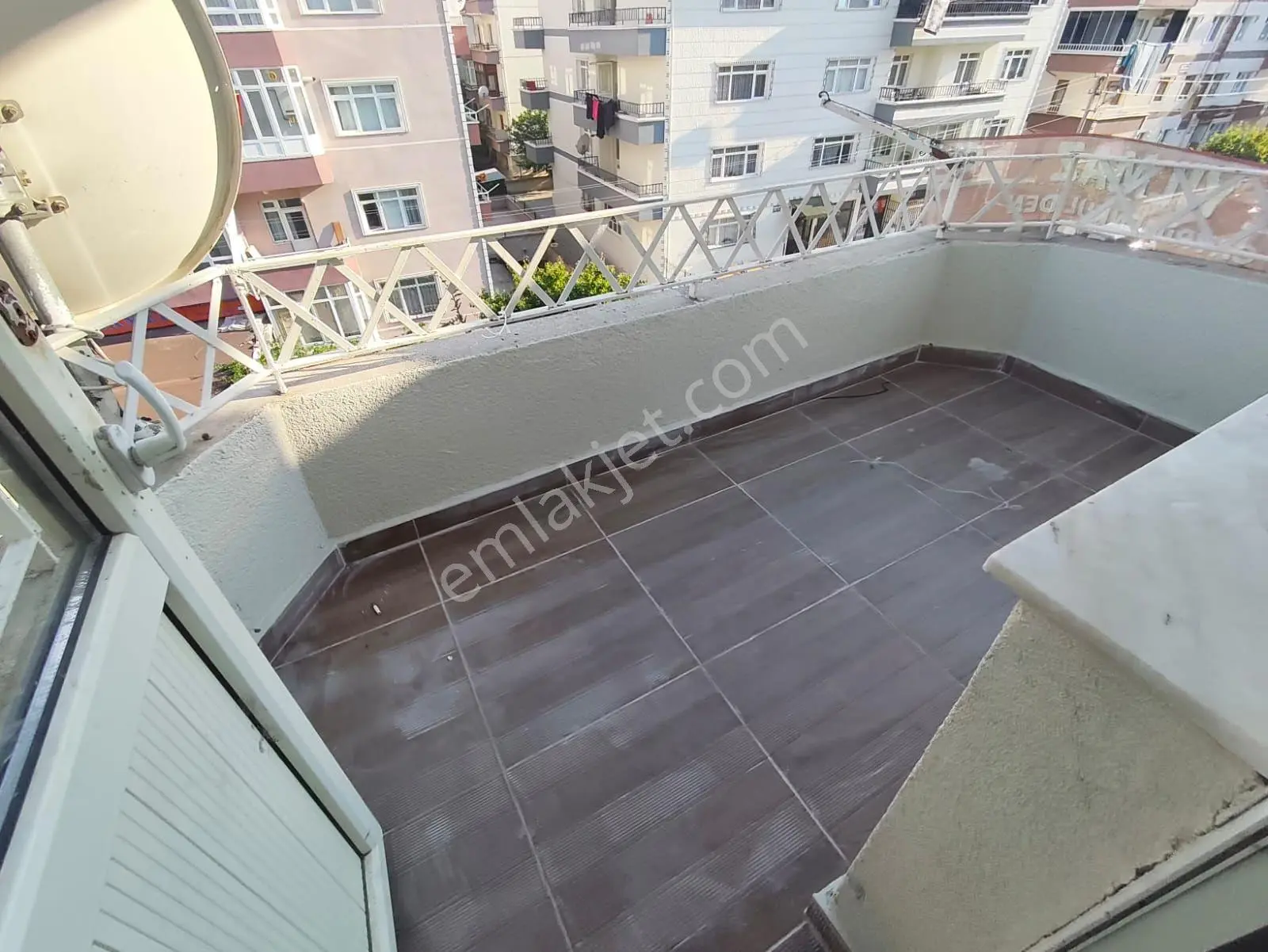 Yılmaz Gayrımenkulden 3+1 Geniş Yapılı Masrafsız Ön Cehe — fotoğraf 9