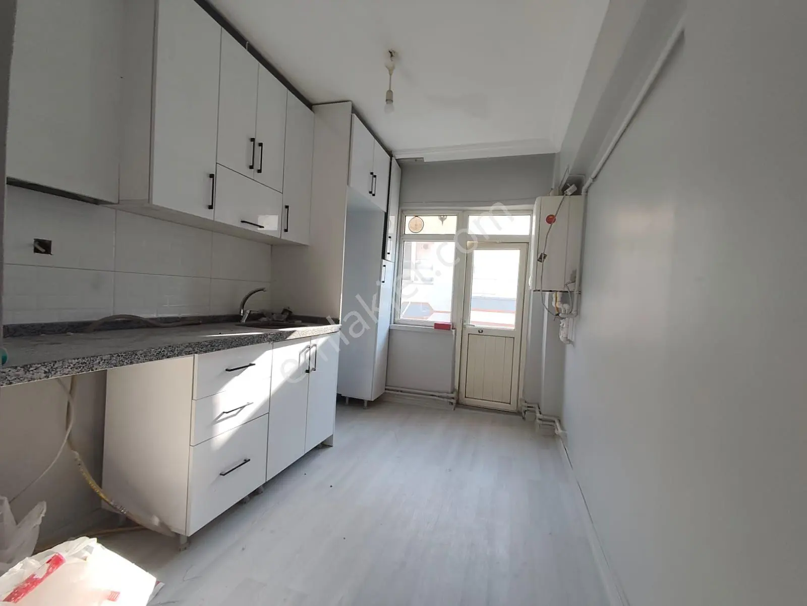 Yılmaz Gayrımenkulden 3+1 Geniş Yapılı Masrafsız Ön Cehe — fotoğraf 16