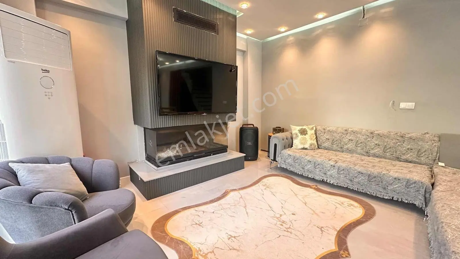 Akhisar Medarda Geniş Bahçeli 4+1 Satılık Villa — fotoğraf 8