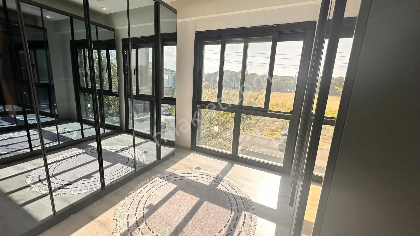 Akhisar Medarda Geniş Bahçeli 4+1 Satılık Villa — fotoğraf 21