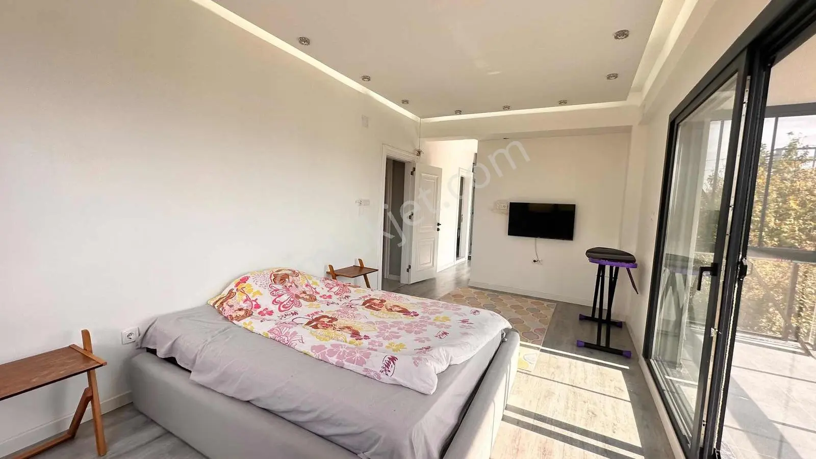 Akhisar Medarda Geniş Bahçeli 4+1 Satılık Villa — fotoğraf 24