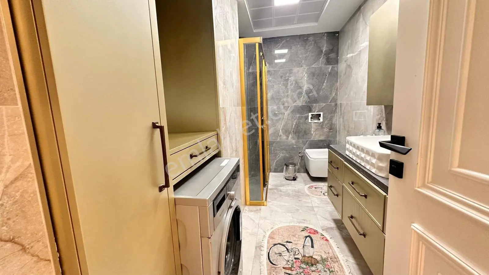 Akhisar Medarda Geniş Bahçeli 4+1 Satılık Villa — fotoğraf 31