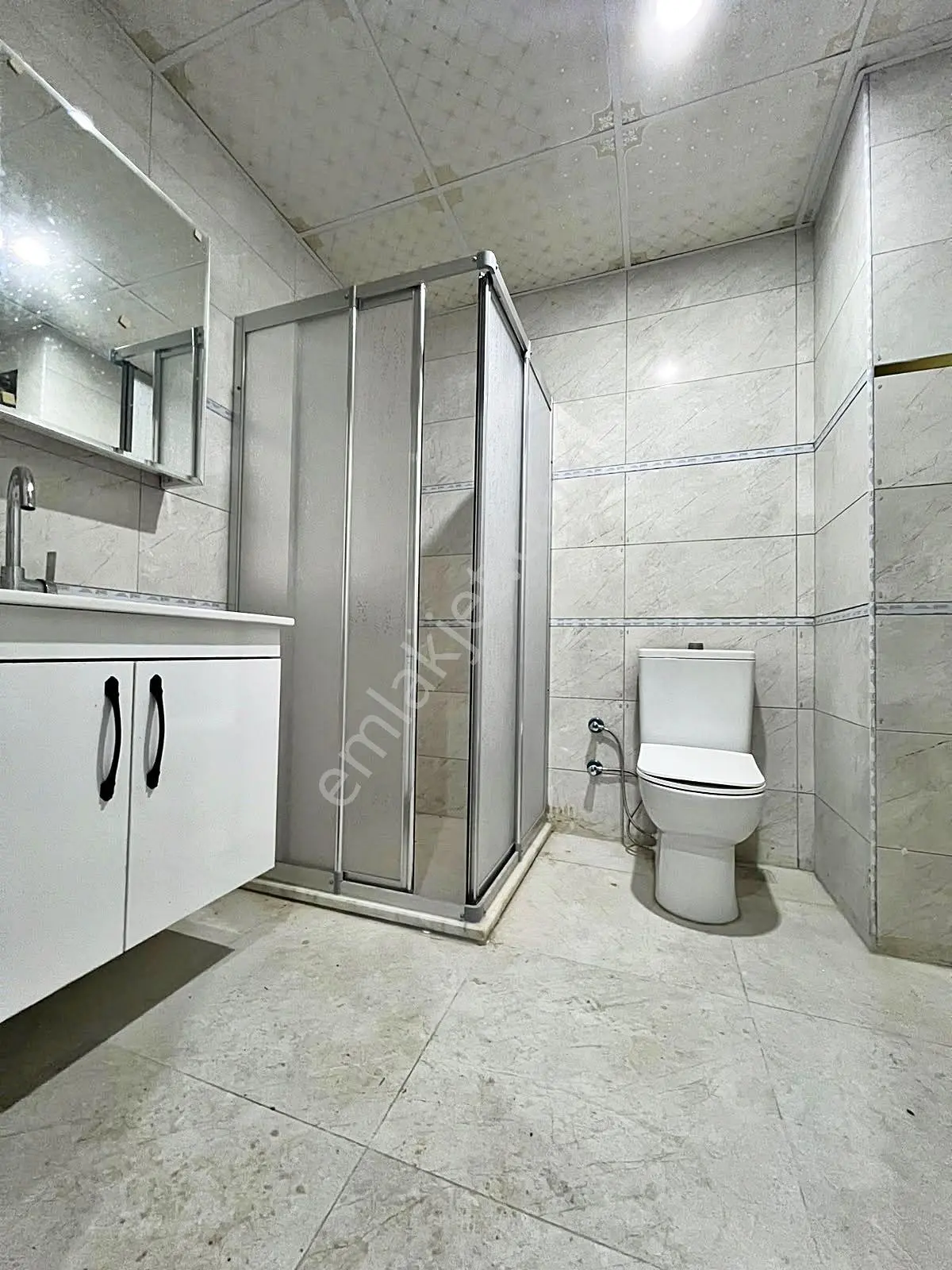 Az-er Yapı'dan Veliköyde Çift Cam Balkonlu İskanlı Satılık Daire!! — fotoğraf 18