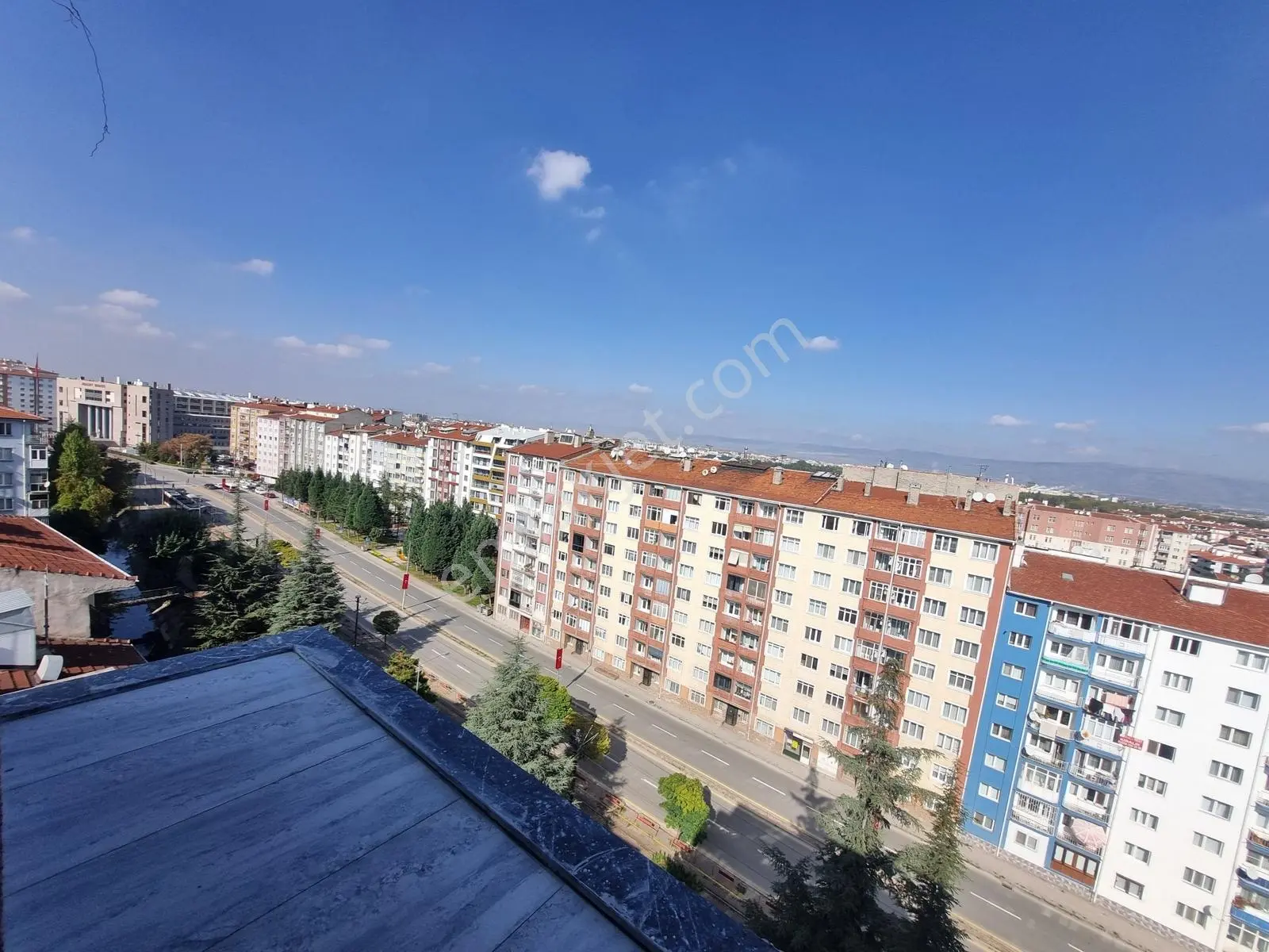 Rw Lıfe // Cumhuriyet Bulvarında Adliye Yakını Satılık 2+0 Daire — fotoğraf 6