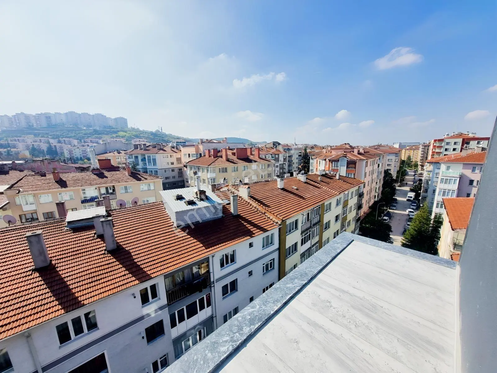 Rw Lıfe // Cumhuriyet Bulvarında Adliye Yakını Satılık 2+0 Daire — fotoğraf 8
