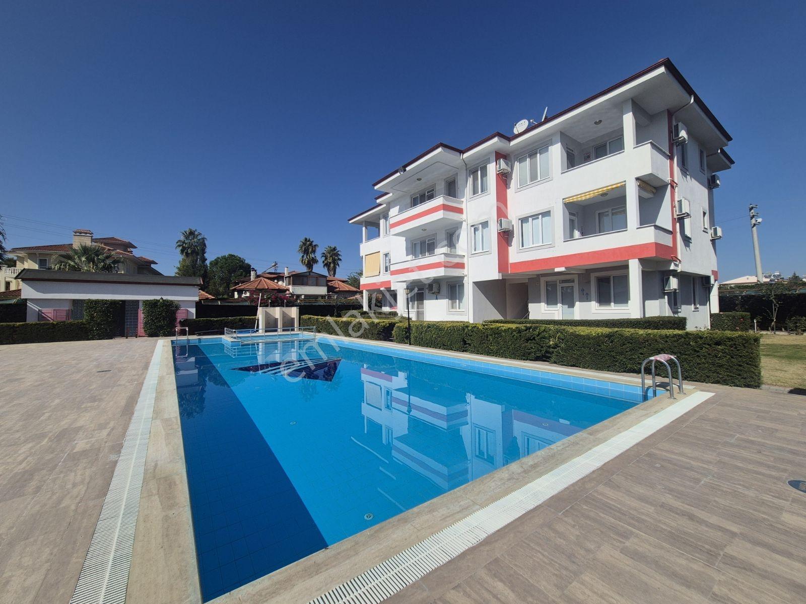 Rotam Emlaktan Dalaman Havuzlu Sitede Eşyalı Satılık 1+1 Daire — fotoğraf 2