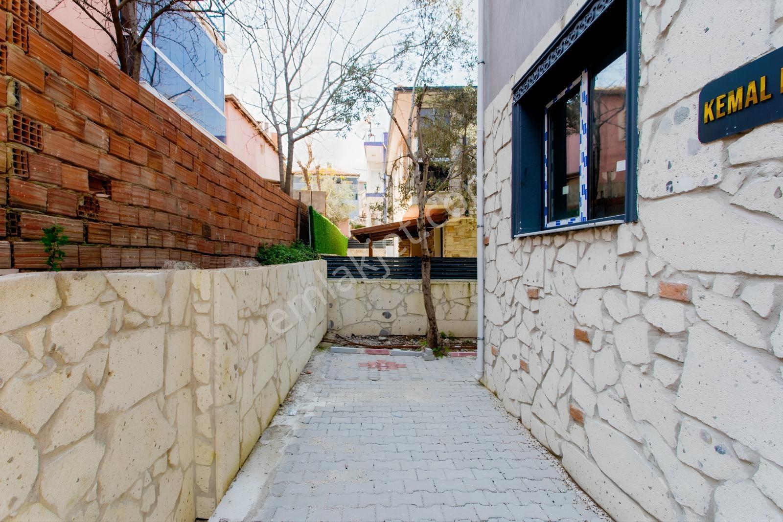 Foça Kazım Dirik Mah. Merkezi Konumda Satılık 1+1 Daire — fotoğraf 23