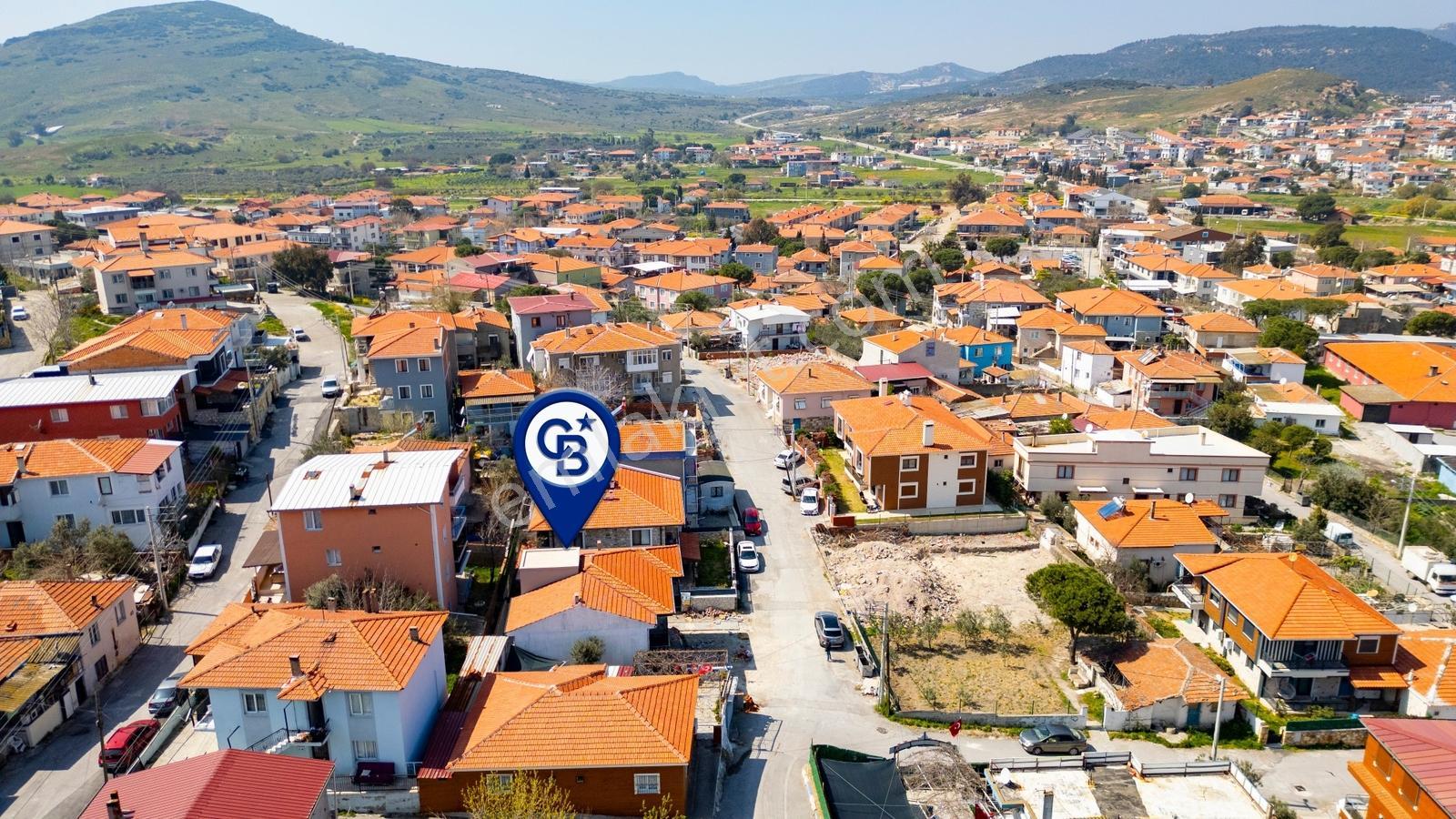 Foça Kazım Dirik Mah. Merkezi Konumda Satılık 1+1 Daire — fotoğraf 31