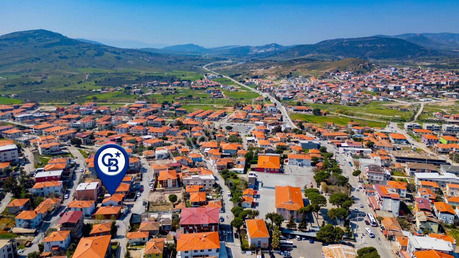 Foça Kazım Dirik Mah. Merkezi Konumda Satılık 1+1 Daire — fotoğraf 33