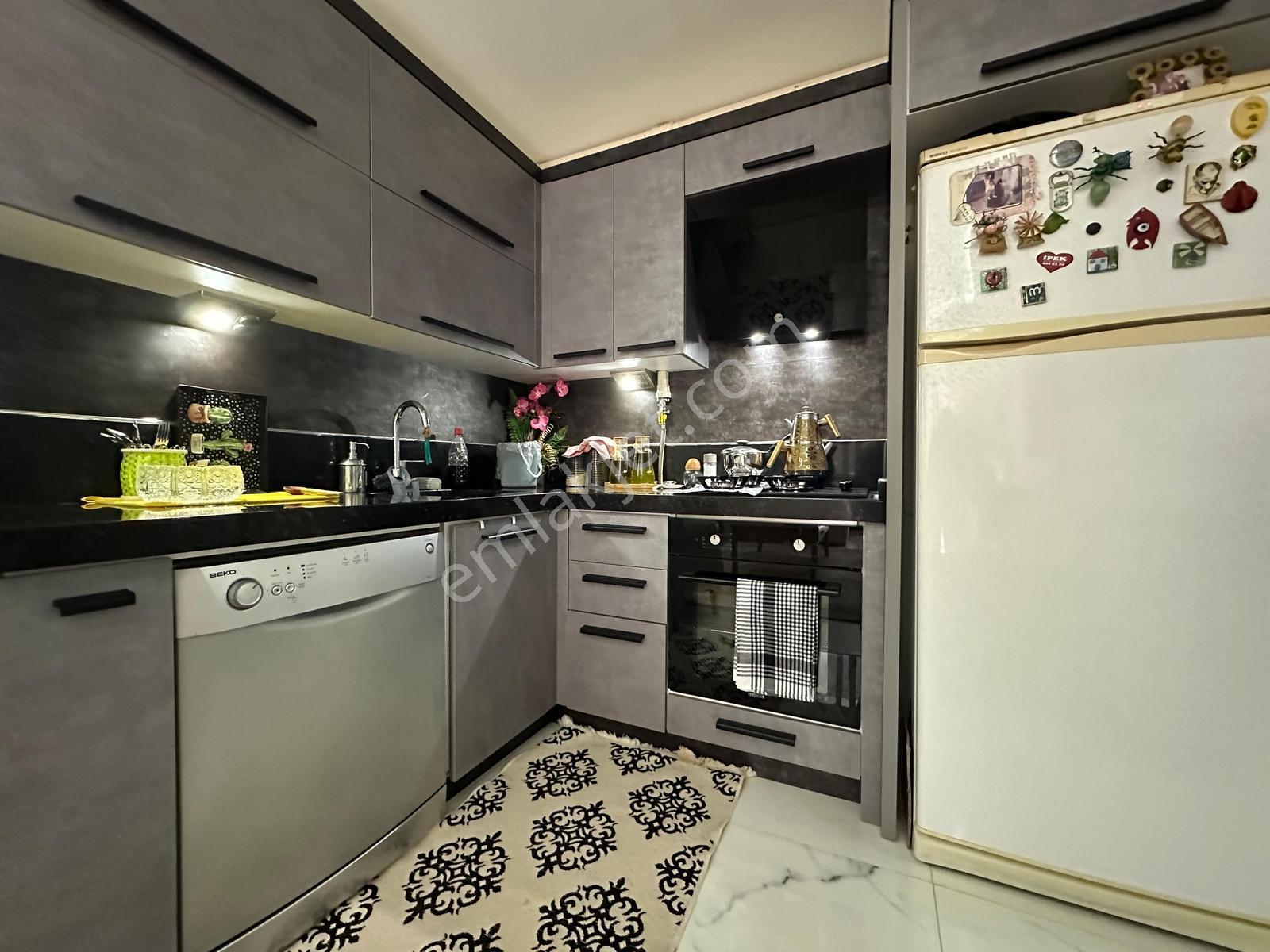 Kumsaldan Altınkum'da Cam Balkonlu Ön Cephe _1+1_geniş Lüx Daire — fotoğraf 3