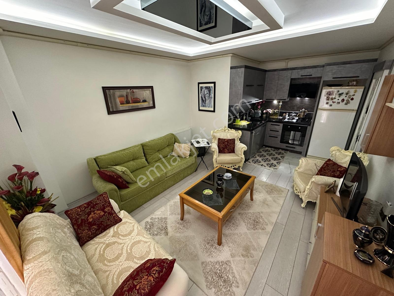 Kumsaldan Altınkum'da Cam Balkonlu Ön Cephe _1+1_geniş Lüx Daire — fotoğraf 11