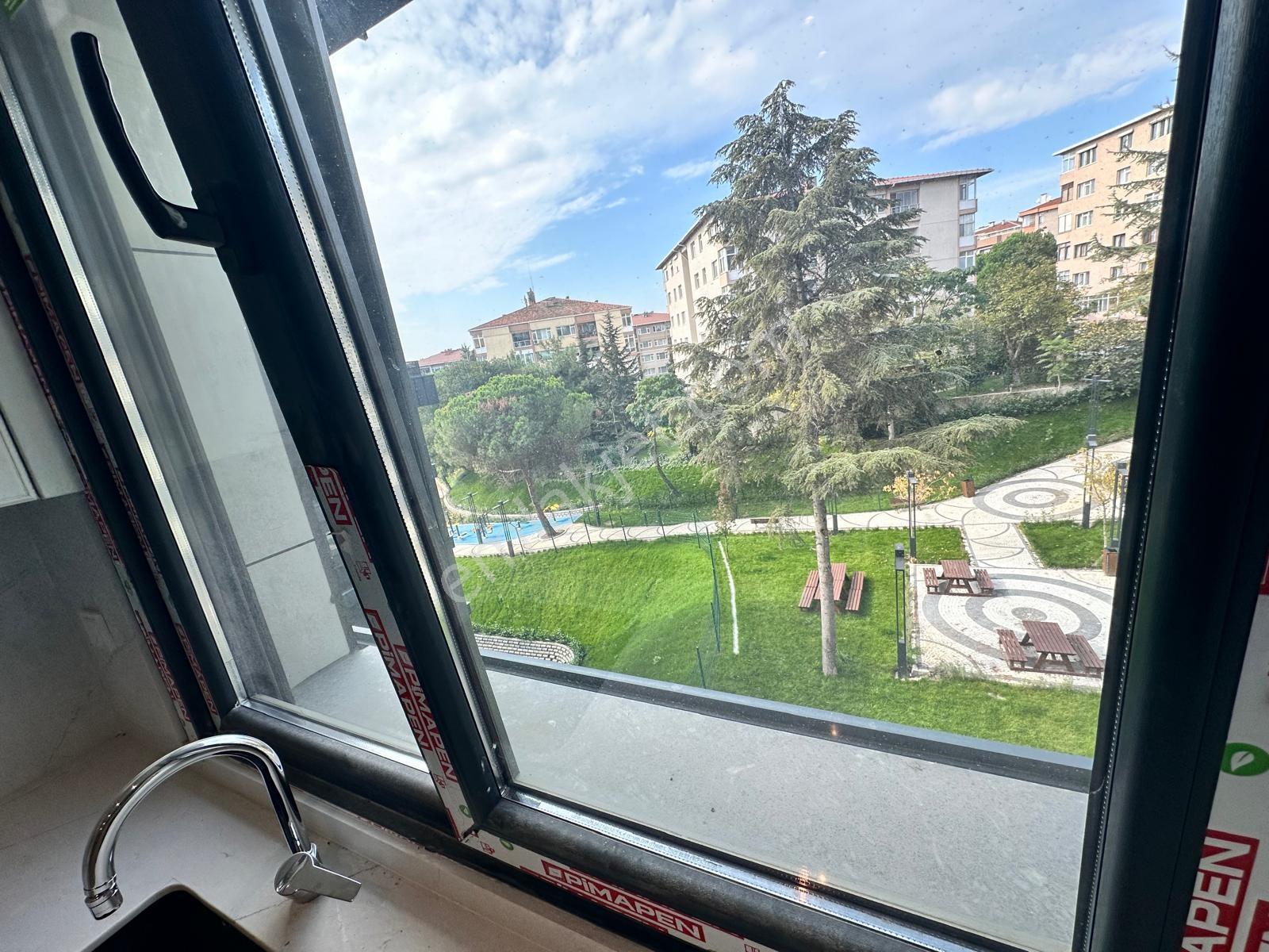 Üsküdar Altunizade'de Merkezi Konum Site İçinde 3+2 Dubleks — fotoğraf 12