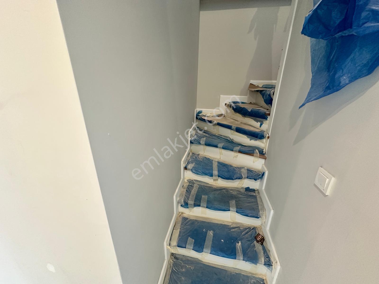 Üsküdar Altunizade'de Merkezi Konum Site İçinde 3+2 Dubleks — fotoğraf 19