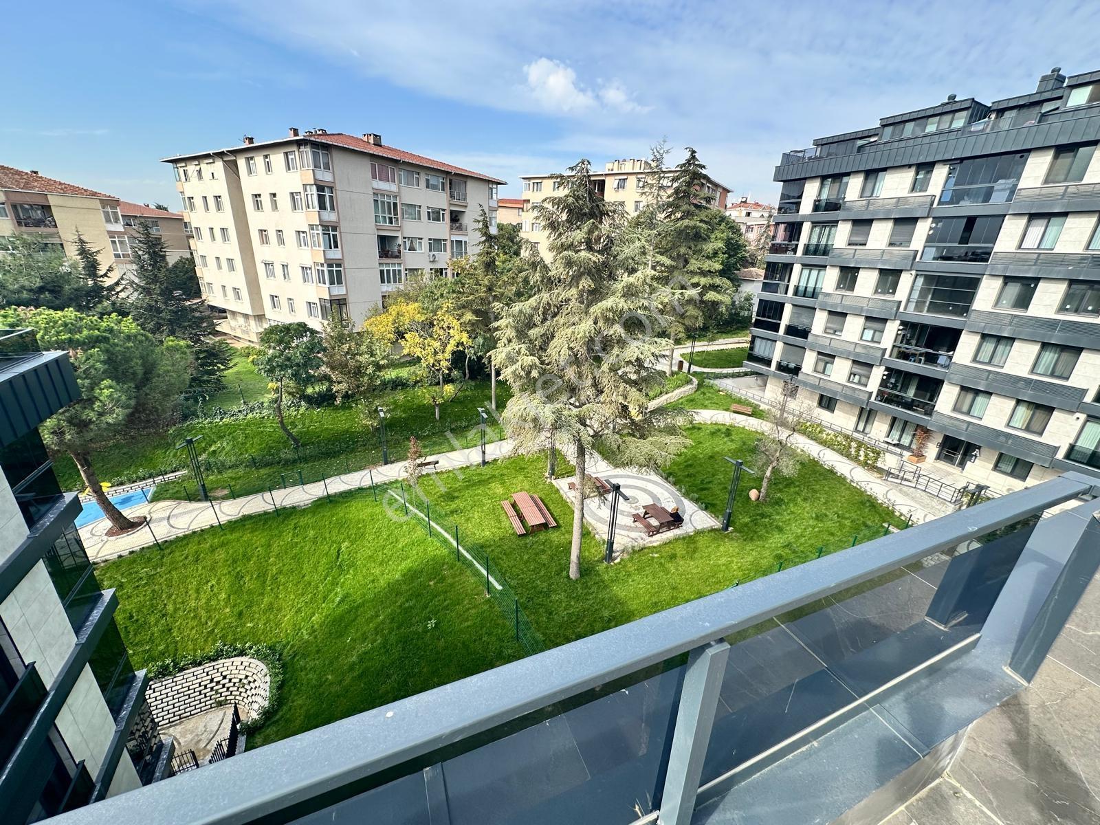 Üsküdar Altunizade'de Merkezi Konum Site İçinde 3+2 Dubleks — fotoğraf 35