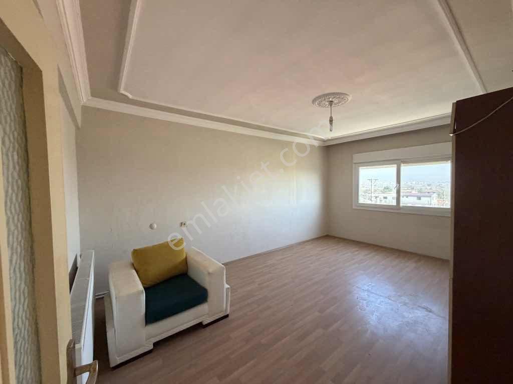 Remax Arma’dan Torbalı Yeniköy Mah Satılık Komple Bina — fotoğraf 3