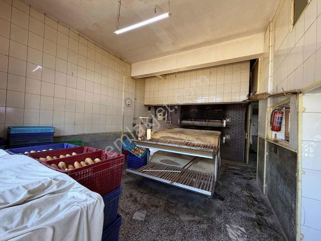 Remax Arma’dan Torbalı Yeniköy Mah Satılık Komple Bina — fotoğraf 11
