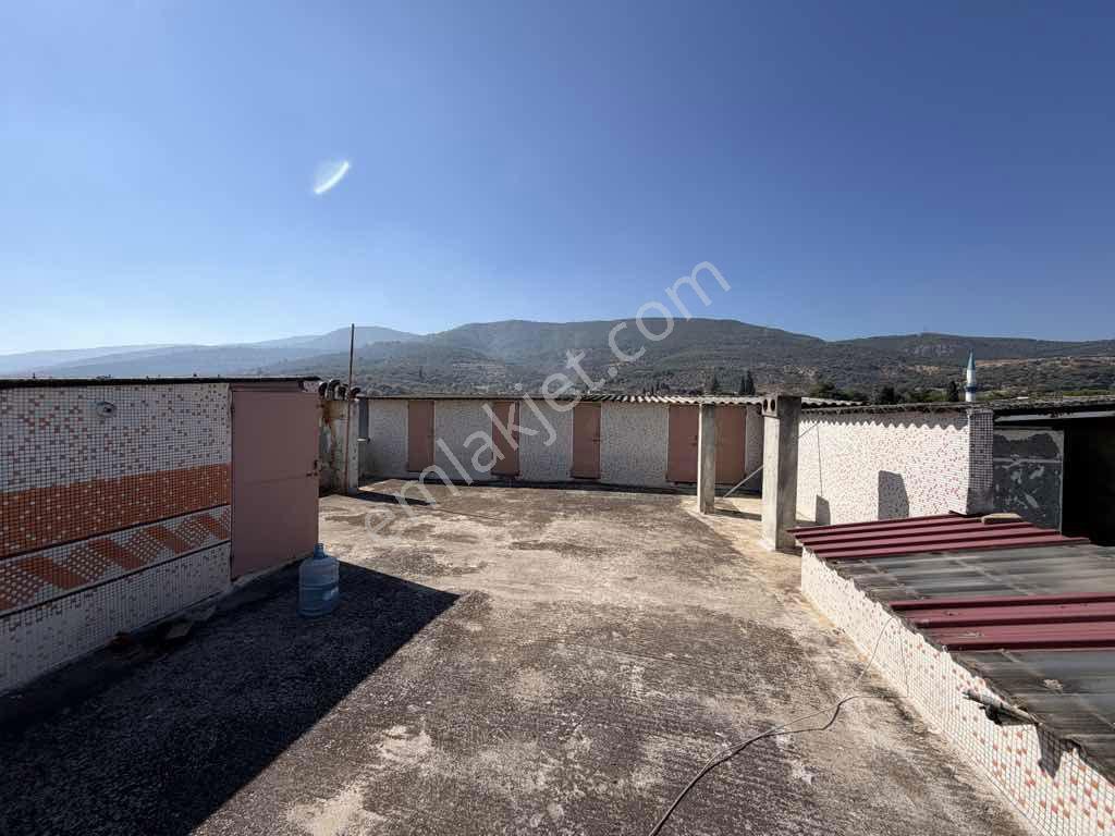 Remax Arma’dan Torbalı Yeniköy Mah Satılık Komple Bina — fotoğraf 16