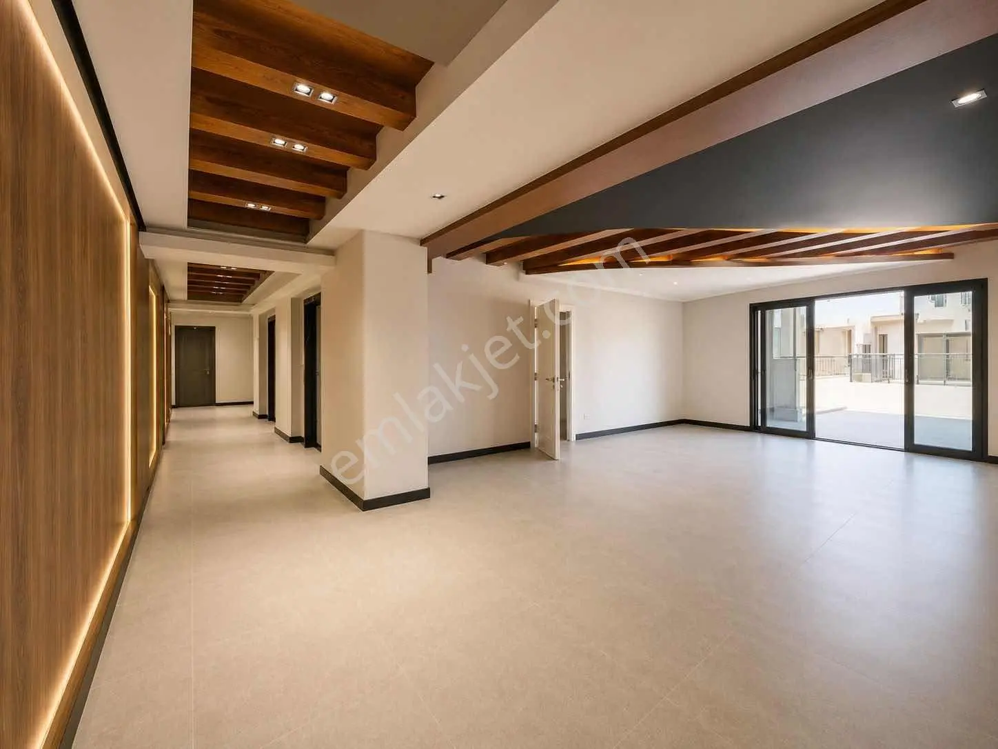 1 Menemen'de Havuzlu Site İçerisin'de Lüks 1+1 Satılık Daire — fotoğraf 3